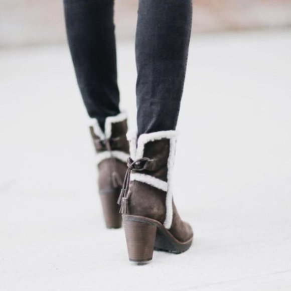 $479 Frye Jen Shearling Fur Beige/Tan Short Real Suede Heeled Zip Up AnkleBootie - Picture 4 of 16